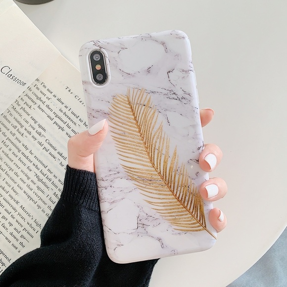 Accessories - NEW iPhone Max/XR/X/XS/8/Plus Marble Feather case